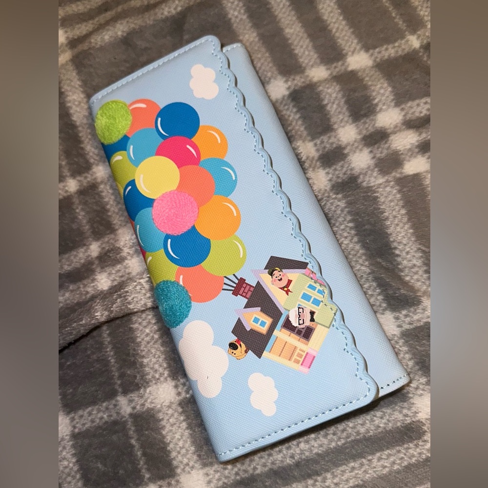 Disney Pixar Ho Loungefly Wallet